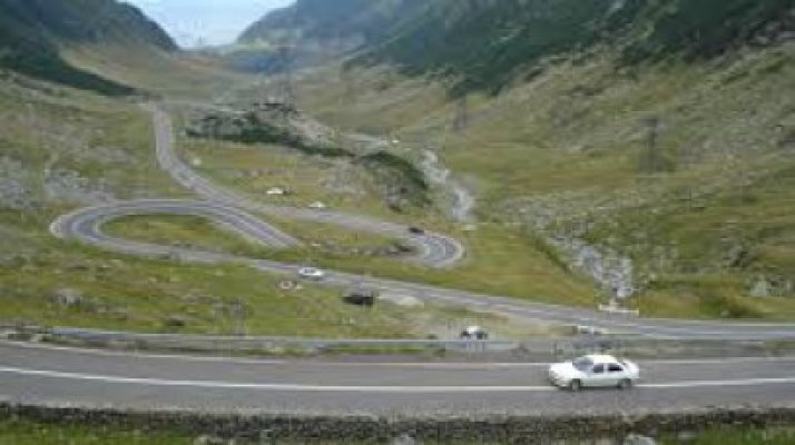 Transalpina (DN 67C) va intra în reparaţii